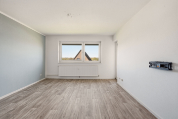 Wohnzimmer - Attraktive Eigentumswohnung mit Loggia in beliebter Wohnlage von Eutin