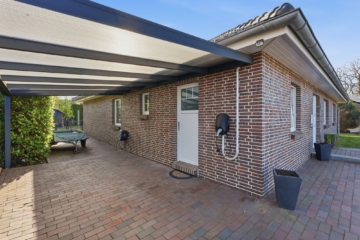 Carport mit Wallbox - Komfortabler Bungalow mit nachhaltiger Energietechnik in familienfreundlicher Wohnlage
