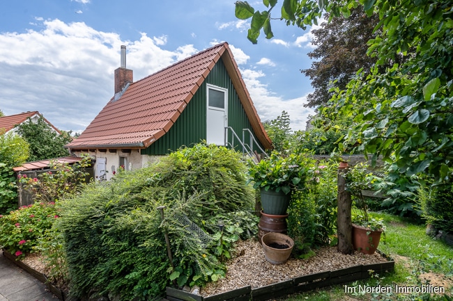 Landgasthof mit Gästezimmern und separatem Wohnhaus in der Gemeinde Malente (Holsteinische Schweiz) - Häuschen für die Heizungsanlage