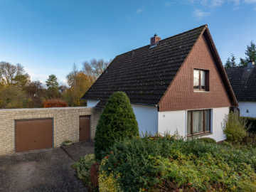 Einfamilienhaus mit großzügigem Grundstück – ideal für Paare oder kleine Familien, 23701 Eutin, Einfamilienhaus