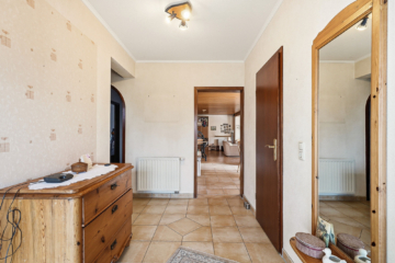 Diele, Blick zum Wohnbereich - Gepflegter Bungalow nahe Dieksee in Malente / Timmdorf