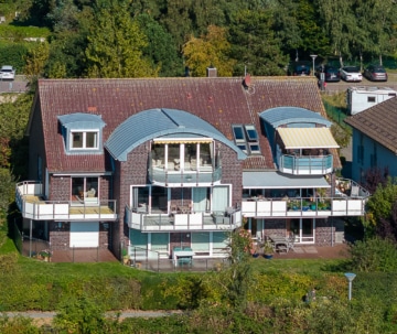 Ansicht von der Seeseite - Eigentumswohnung in erster Strandreihe mit traumhaftem Meerblick