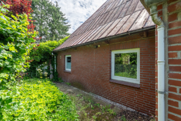 Linke Seite des Hauses