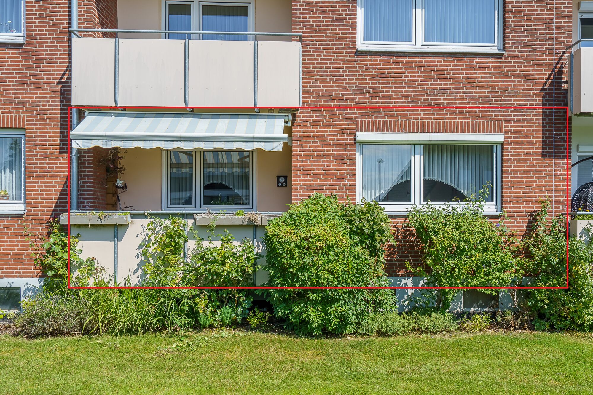 Blick auf die Wohnung mit Loggia - Freie Eigentumswohnung mit Potenzial in beliebter Lage von Eutin
