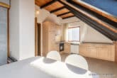 Großzügiges Einfamilienhaus in idyllischer Lage in der Gemeinde Malente - Küche im Dachgeschoss