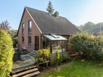 Großes Einfamilienhaus in Eutin-Sielbeck in Kellerseenähe, 23701 Eutin / Sielbeck, Einfamilienhaus