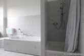 Helle 5-Zimmer-Altbauwohnung in Eutin zu mieten - zentrumsnah - Badezimmer