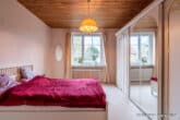 Sanierungsbedürftiges Einfamilienhaus mit Potenzial in Eutin / Neudorf - Schlafzimmer