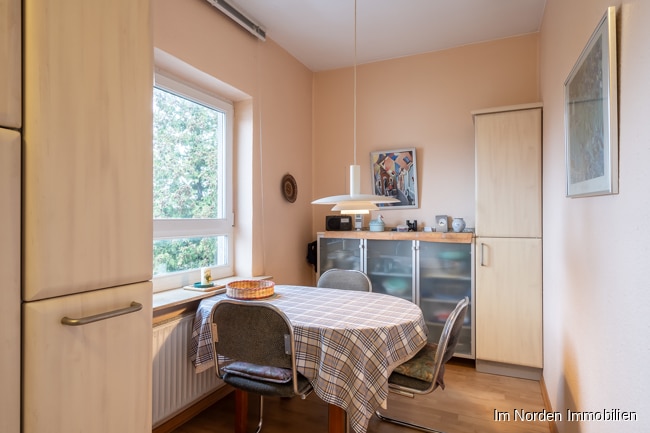 Sanierungsbedürftiges Wohnhaus mit Gewerbefläche in Eutin - Küche im Obergeschoss