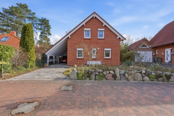 Einfamilienhaus mit Vollkeller in Seenähe von Plön-Stadtheide, 24306 Plön, Einfamilienhaus
