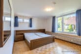 Eigentumswohnung in solidem Zweifamilienhaus - Schlafzimmer ca. 18,6 m²