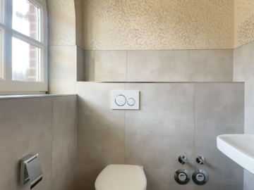Separates WC - Großzügige 4-Zimmer-Wohnung mit Terrasse in Ahrensbök zu mieten