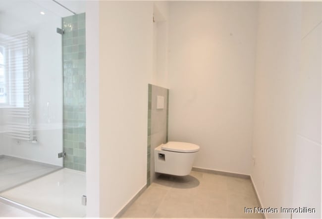 3-Zimmer-Maisonette-Wohnung in Eutin zu mieten - Badezimmer en Suite